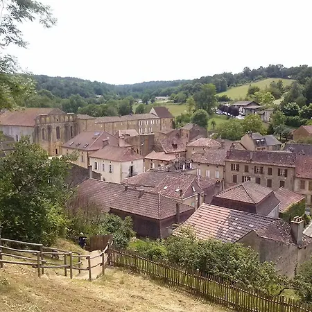 D'hotes Ancienne Gendarmerie ゲストハウス Le Buisson de Cadouin